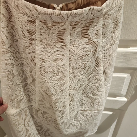 BCBG Max Azaria NWT "Ellyson" Crop Top & Skirt Pairing Size S - Picture 7 of 12